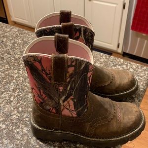Women’s Ariat Fatbaby Pink/Brown Timber Camo Boots
